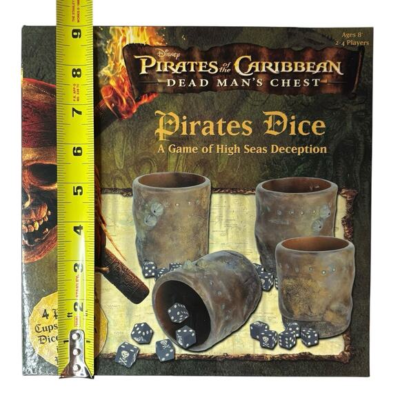Disney Pirates Of The Caribbean "Pirate's Dice" Game Dead Man’s Chest 100% - Picture 2 of 16